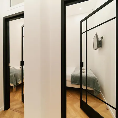 Lavie Maison Marais Sauna Hot Tub Apartment